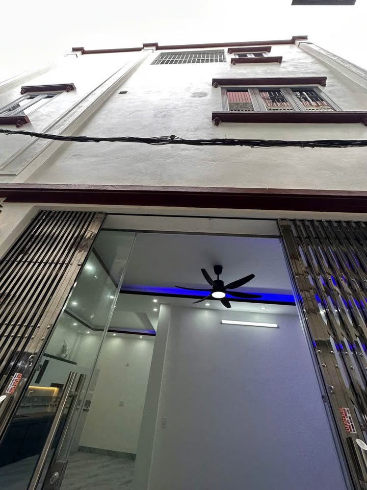 Nhà 3 tầng đường Trần Huy Liệu, Nam Định 45m² - Gần chợ tiện ích