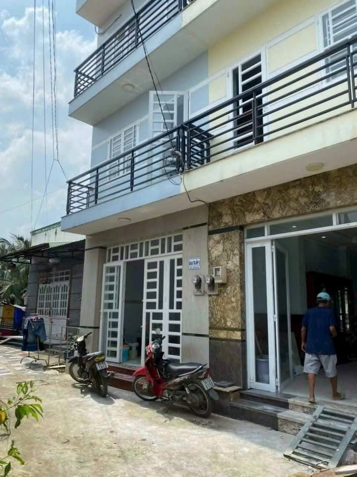 Nhà ở Tân Kiên, Bình Chánh 140.8m² giá 5.5 tỷ - Sát bệnh viện Nhi TP