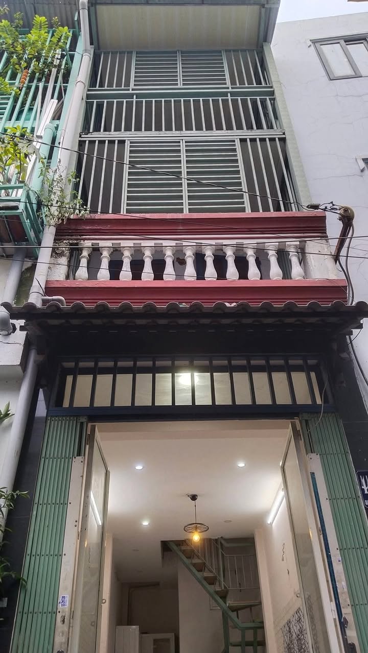 Nhà nguyên căn Gò Vấp 3 tầng giá thỏa thuận - Không gian sống lý tưởng!