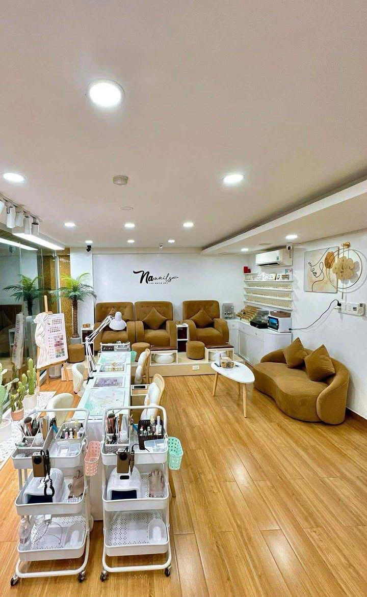 Tiệm Nail Mi Gội cho thuê mặt bằng đường Huỳnh Văn Bánh - Kinh doanh ngay!