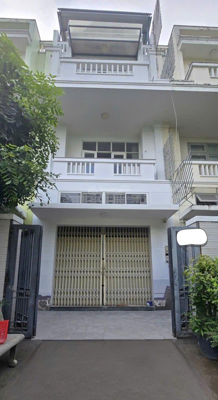 Nhà phố KDC Greenlife 13C Nguyễn Văn Linh 105m² giá 8.3 tỷ - Sổ hồng riêng, hoàn công đầy đủ!