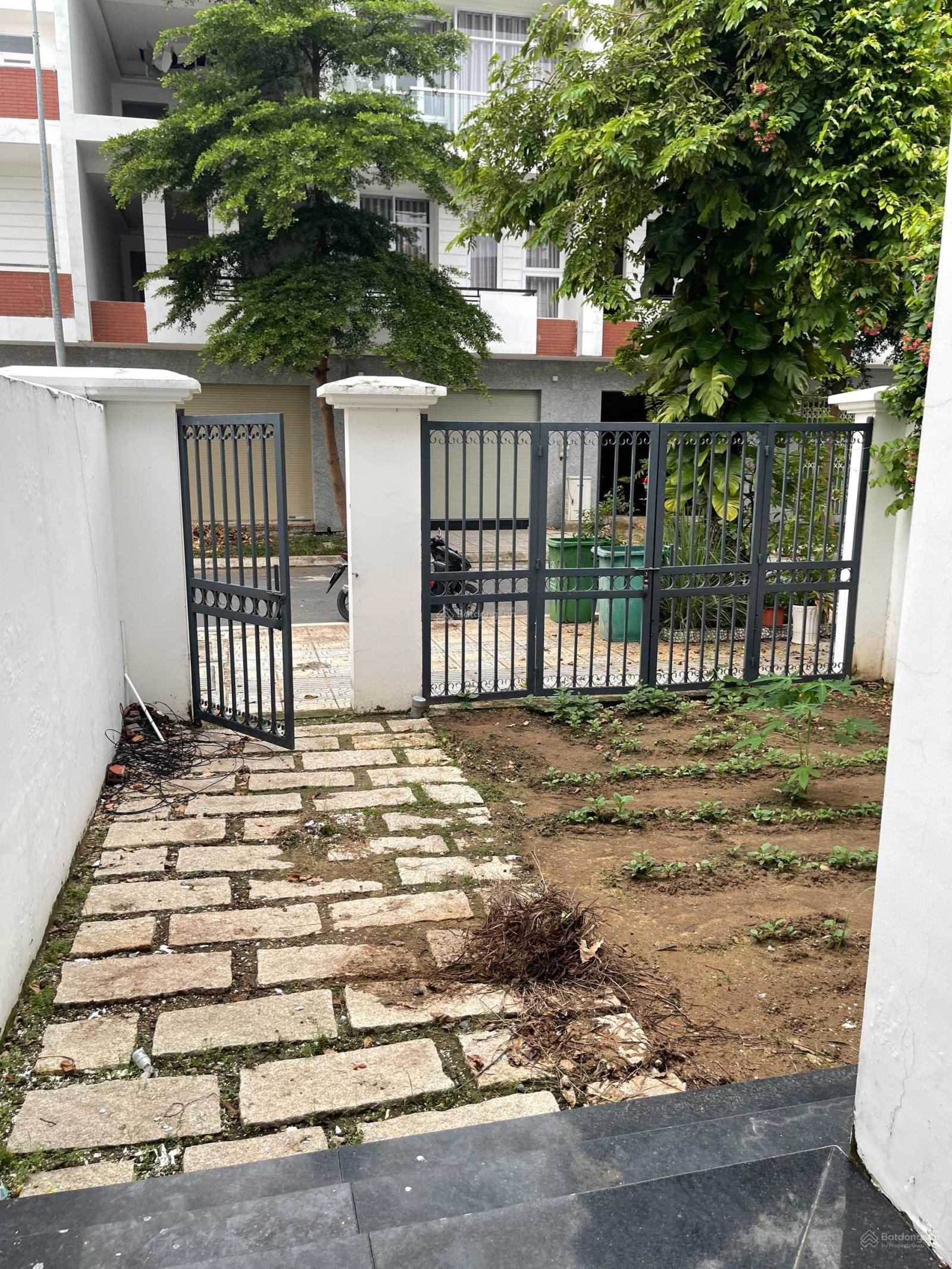 Nhà phố Thăng Long Home Hiệp Phước 115.2m² - View công viên tuyệt đẹp, sổ hồng đầy đủ!