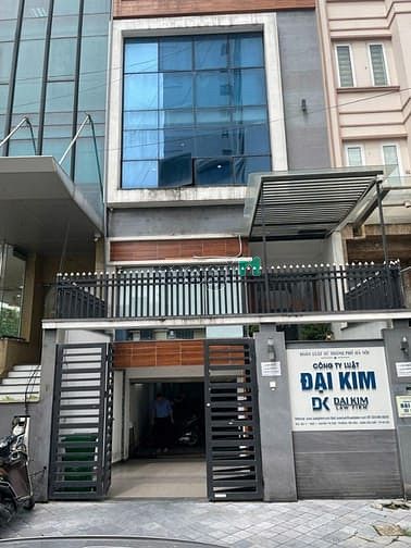 Nhà phố Thọ Tháp, Cầu Giấy 103m² giá 47 tỷ - Vị trí đắc địa, kinh doanh tốt!