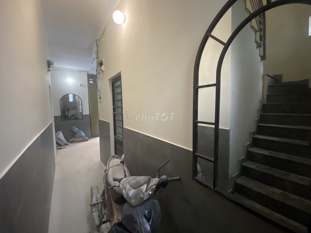 Tòa căn hộ mini 4 tầng Đà Nẵng 60m² giá 5.25 tỷ - Dòng tiền ổn định 30 triệu/tháng!