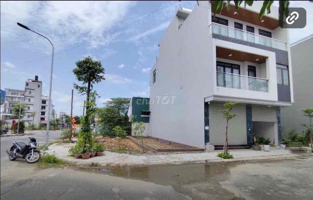 Đất lô góc 2 mặt tiền Nguyễn Văn Linh 100m² giá 1.899 tỷ - Cơ hội đầu tư tuyệt vời!