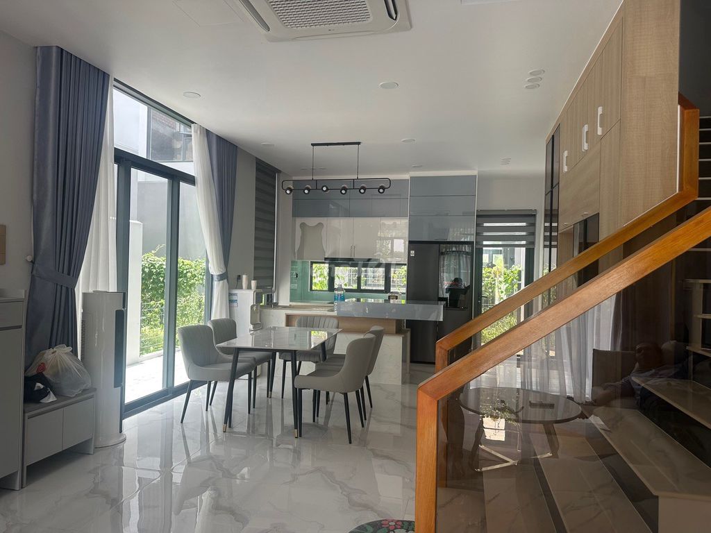 Cho thuê biệt thự song lập ID Junction Long Thành 105m² - Nội thất cao cấp, vào ở ngay!