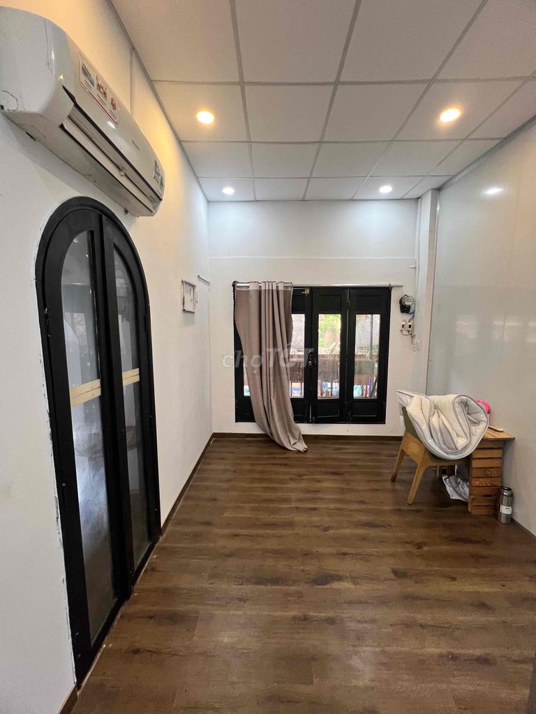 Phòng Studio VIP Nguyễn Gia Trí, Bình Thạnh 18m² chỉ 3.2 triệu - Tự do sinh hoạt!