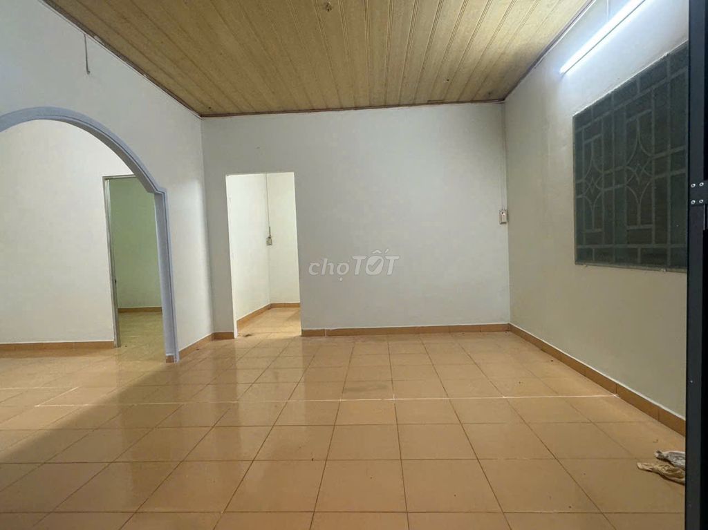 Nhà cho thuê 65m² 3 phòng ngủ tại Củ Chi - Giá chỉ 2.5 triệu/tháng!