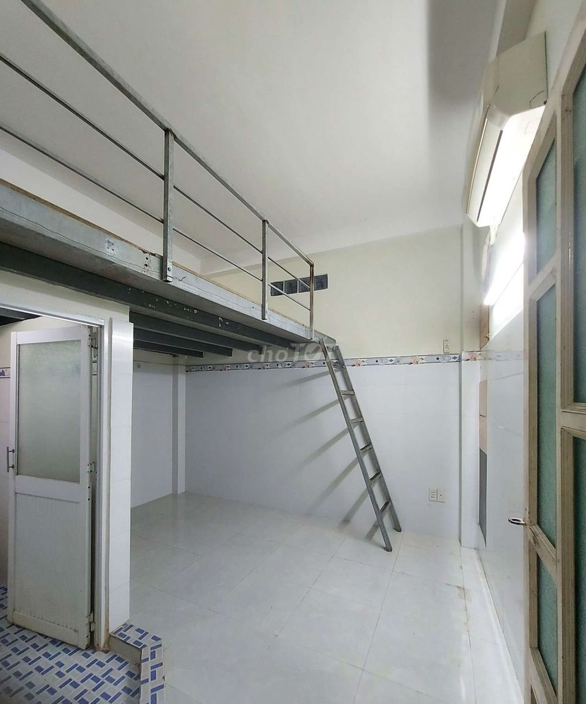 Phòng trọ lầu 1 giá 3.2 triệu ngay Đầm Sen, quận 11 - Giảm ngay 3 tháng đầu!