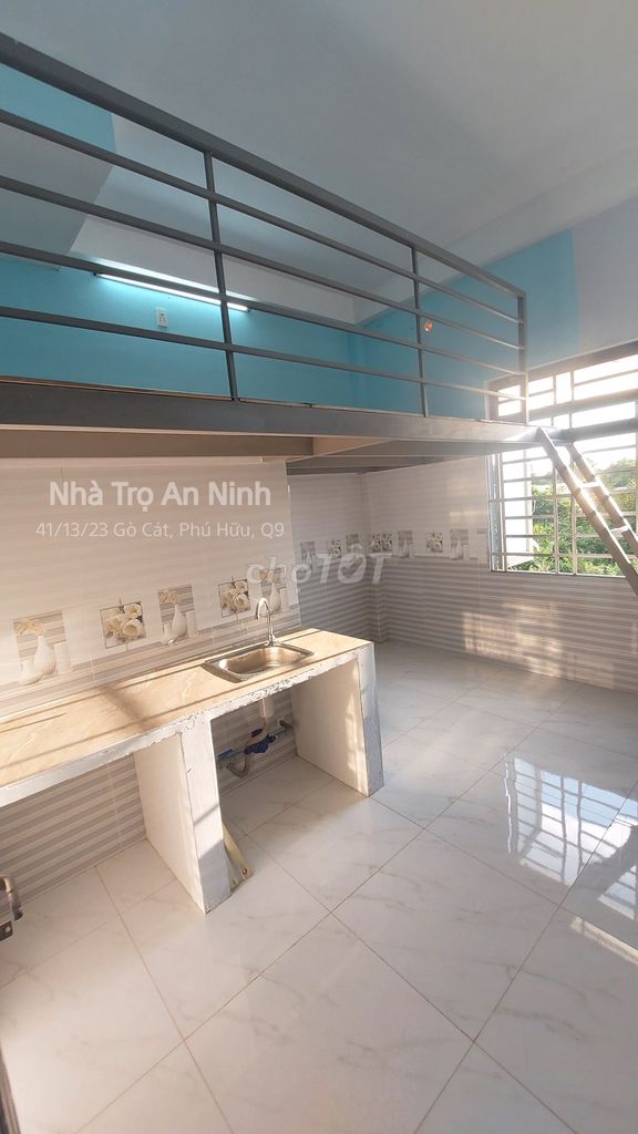 Phòng cho thuê Phú Hữu 15m² giá 2.8 triệu - Môi trường yên tĩnh, đầy đủ tiện nghi!