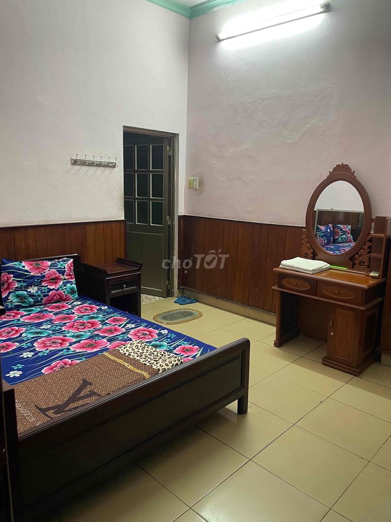 Phòng trọ cho thuê tại Khách sạn Hà Anh, Thủ Đức 16m² - Nội thất đầy đủ, giá chỉ 2.3 triệu