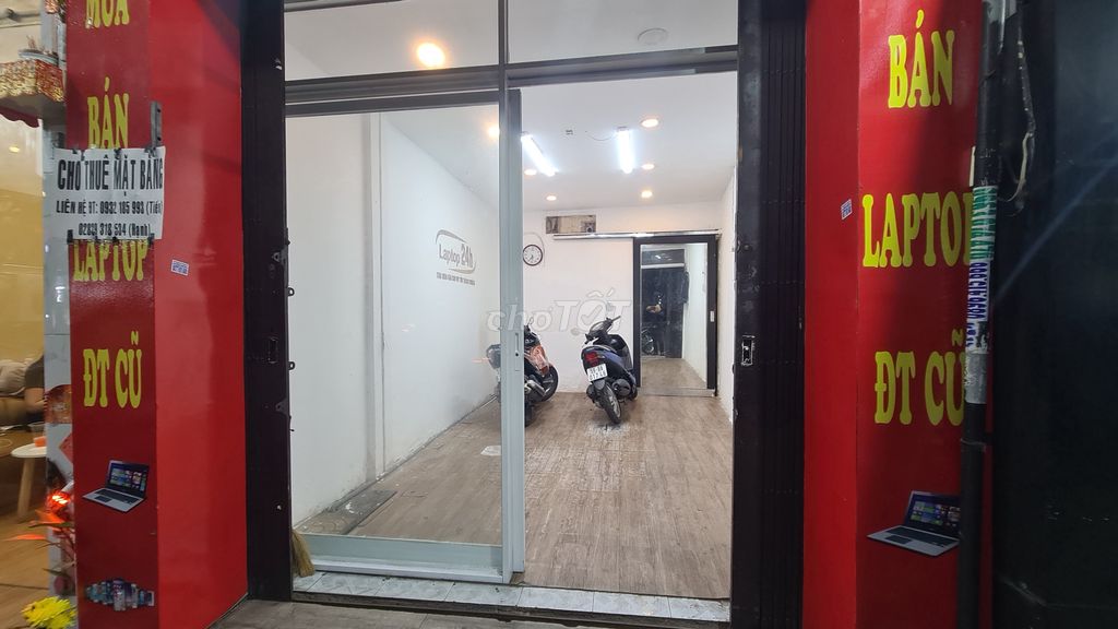 Mặt bằng Q3 cho thuê 15m² giá 7.5 triệu - Sẵn sàng sử dụng ngay!