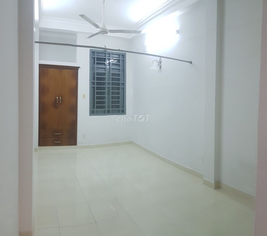 Phòng trọ sinh viên 21m² đường Ông Ích Khiêm - An ninh tốt, giá chỉ 3 triệu!