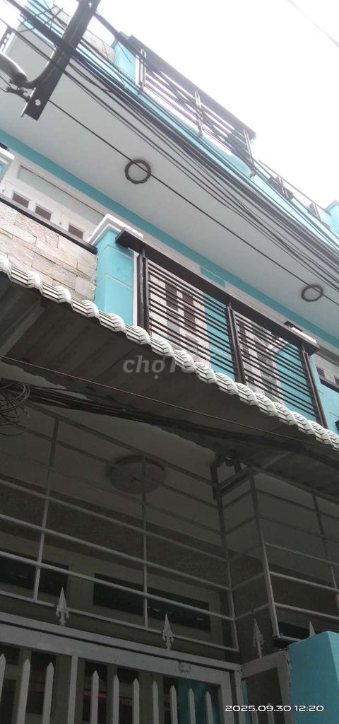 Nhà nguyên căn 2 tầng tại Quận 8 - Giá chỉ 7 triệu/tháng - Sẵn sàng vào ở!