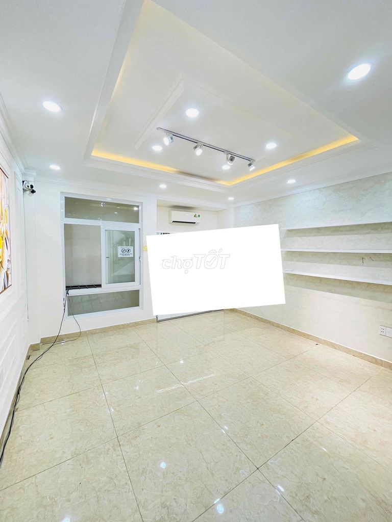 Cho thuê phòng trọ cao cấp tại Thủ Đức 100m² chỉ 4 triệu - Phù hợp làm văn phòng, yoga, nail!