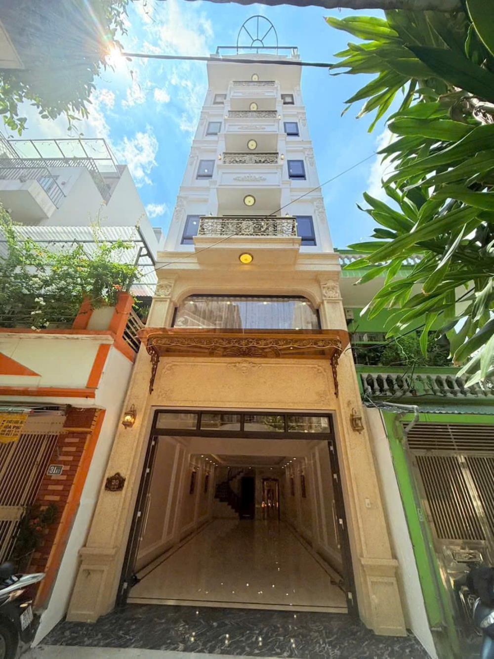 Nhà phố Cổ Linh Long Biên 90m² giá thỏa thuận - Thiết kế Tân Cổ Điển sang trọng!