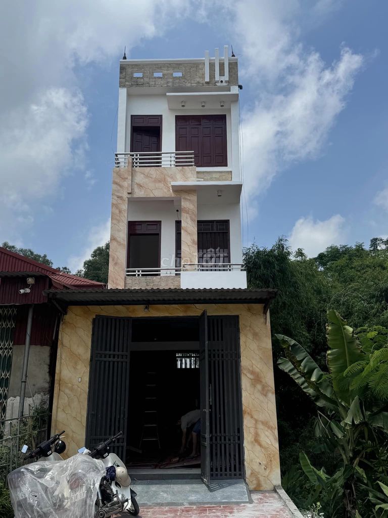 Nhà mặt tiền kinh doanh Quốc lộ 17, Nghĩa Trung, Việt Yên 80m² giá 3.22 tỷ - Đầu tư sinh lời ngay!