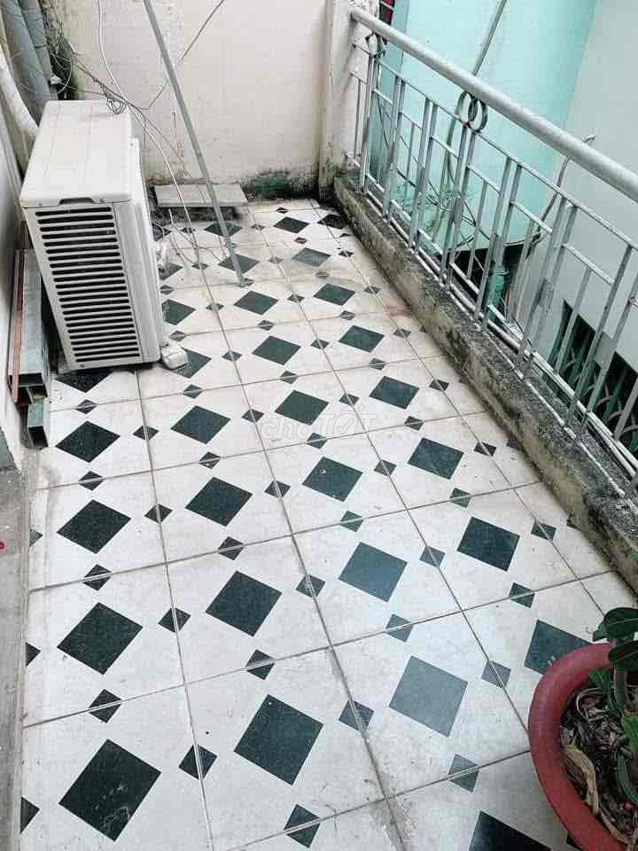 Nhà nguyên căn 30m² tại Quận Tân Phú chỉ 5 triệu - Khu an ninh yên tĩnh!