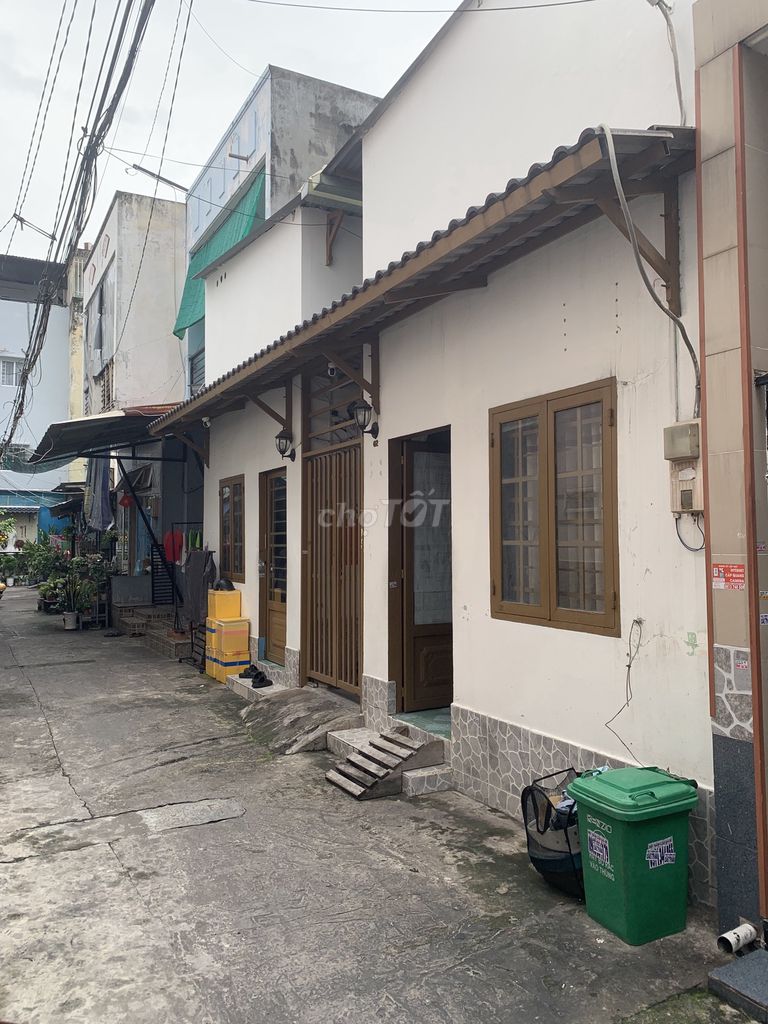 Phòng trọ cho thuê 12m² tại đường số 6, phường 15 - An ninh và yên tĩnh