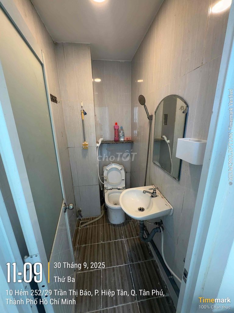 Phòng trọ 12m² tại Quận Tân Phú giá 2.5 triệu - Thoáng mát, an ninh