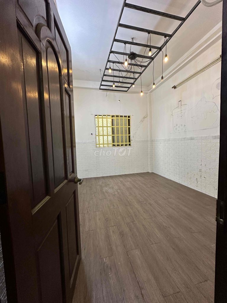 Phòng trống cho thuê tại đường Văn Thân, Quận 6 - Giá chỉ 2 triệu