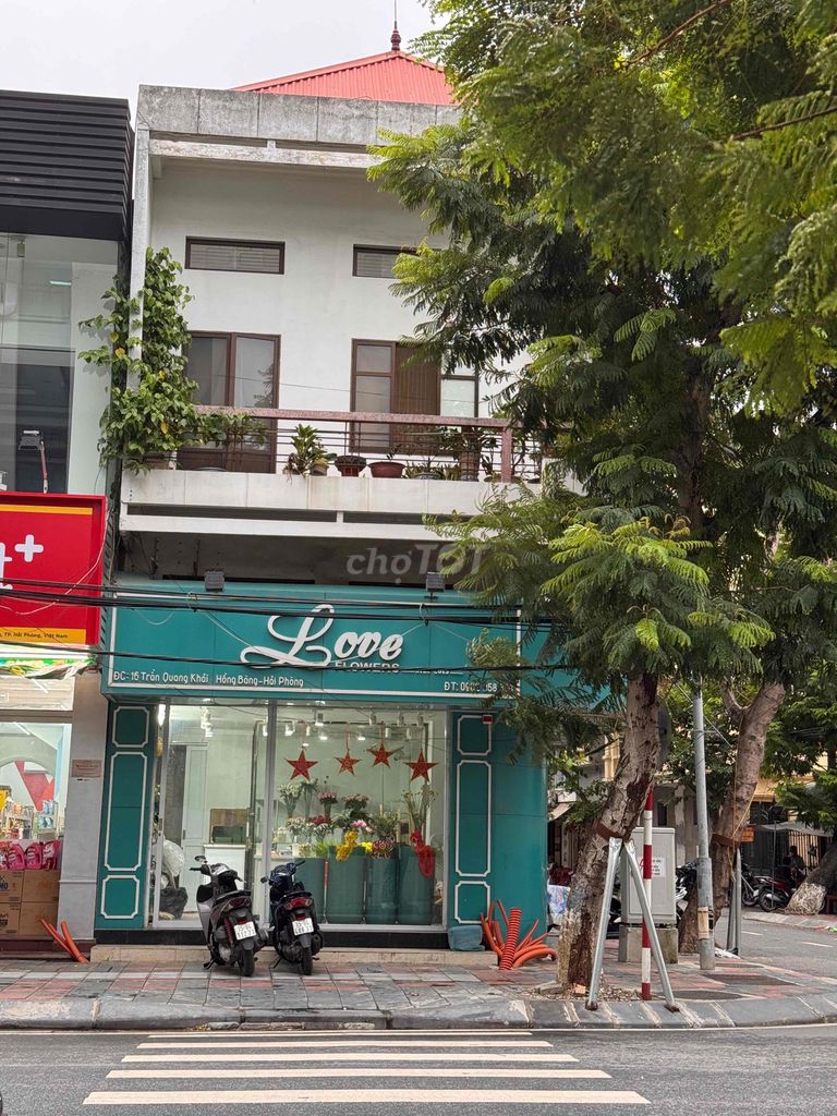 Nhà hai mặt phố Trần Quang Khải 30m² giá 25 triệu - Thích hợp làm văn phòng, quán coffee!