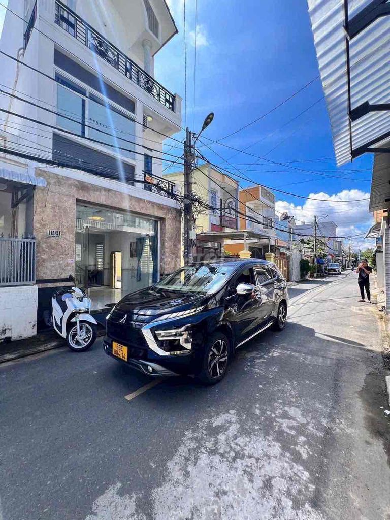 Nhà bán 2 mặt tiền CMT8, 47.5m² chỉ 3.29 tỷ - Kinh doanh thuận lợi!