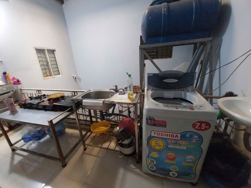 Phòng trọ 12m² tại Đoàn Văn Bơ, Quận 4 chỉ 2.5 triệu - Sẵn sàng vào ở ngay!