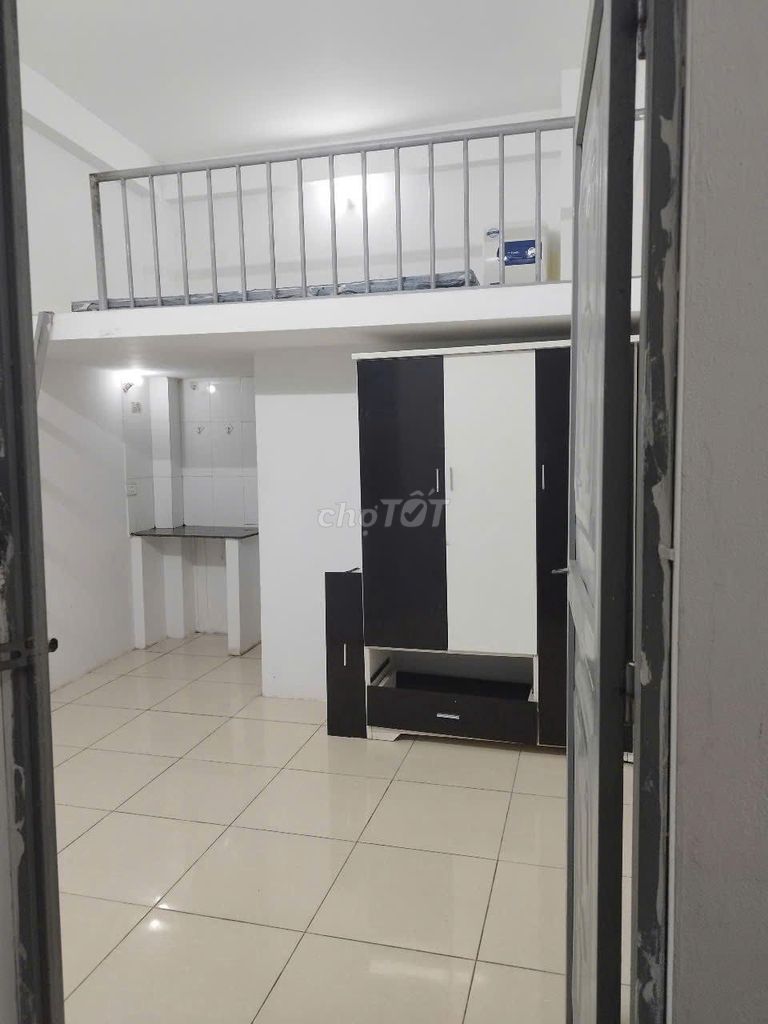Phòng khép kín cho thuê Ngõ 15 Gốc Đề 16m² giá từ 2,2 triệu - Tiện nghi đầy đủ