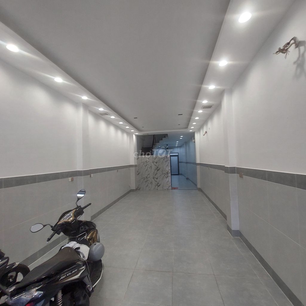 Nhà nguyên căn cho thuê đường Đô Đốc Long, Tân Phú 84m² - Phù hợp làm văn phòng, Spa!