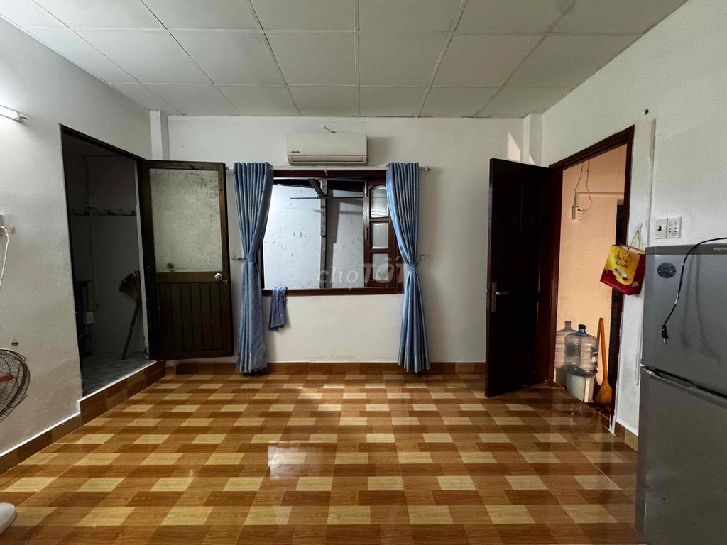 Phòng trọ 20m² tại Đường Bình Quới, Quận Bình Thạnh chỉ 3 triệu - An ninh và thoáng đãng!
