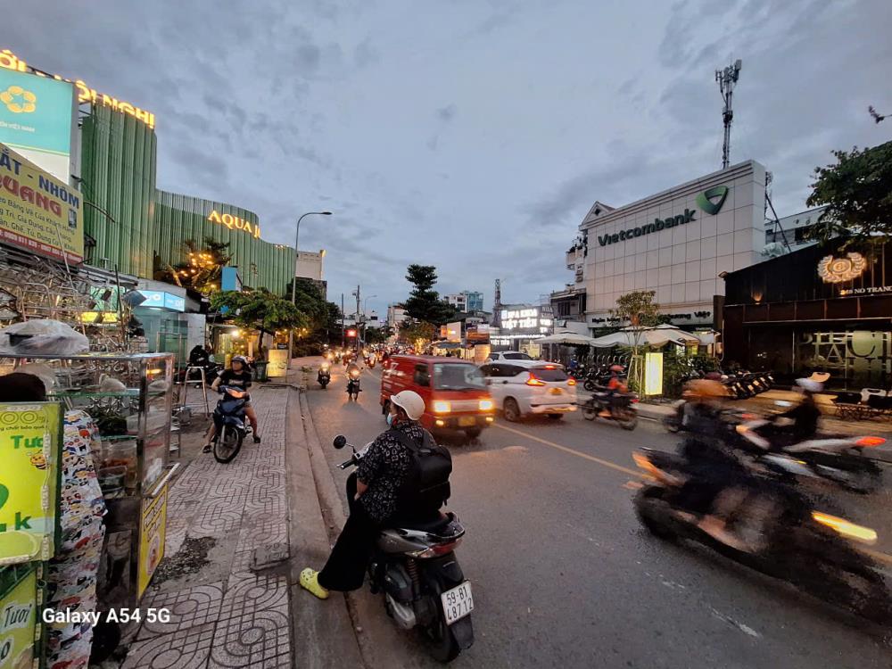 Cho thuê đất trống mặt tiền Nơ Trang Long, Q. Bình Thạnh 560m² - Pháp lý rõ ràng, giao ngay!