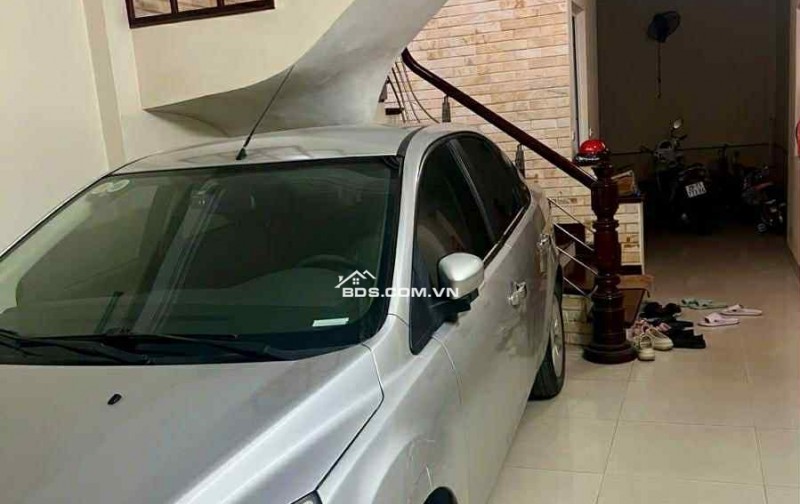 Nhà phố Trung Kính 40m² giá 15.5 tỷ - Ngõ thông kinh doanh, ô tô tránh