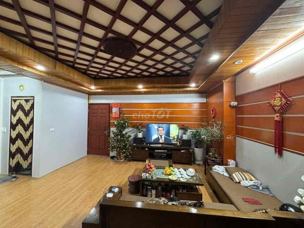 Căn hộ tầng trung Viện Bỏng Hà Đông 98m² giá 5.9 tỷ - Nhà đẹp chính chủ!