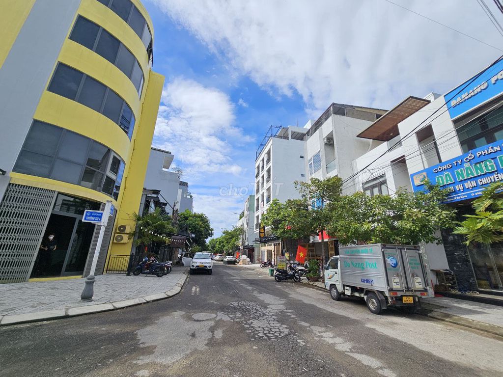 Bán đất đường Trường Thi 4, gần cổng sân bay Đà Nẵng, 85.5m² - Vị trí đắc địa cho kinh doanh!