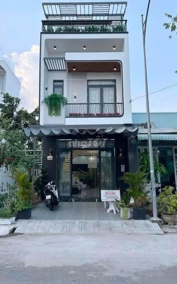 Bán nhà 50m² giá 5.45 tỷ HXH 8m Huỳnh Văn Bánh, Phú Nhuận - Phong thủy tốt, tiện nghi đầy đủ!