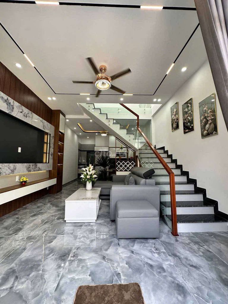 Nhà 2 tầng kiệt ô tô Đà Sơn 62m² giá 3.45 tỷ - Thiết kế hiện đại, đầy đủ công năng!