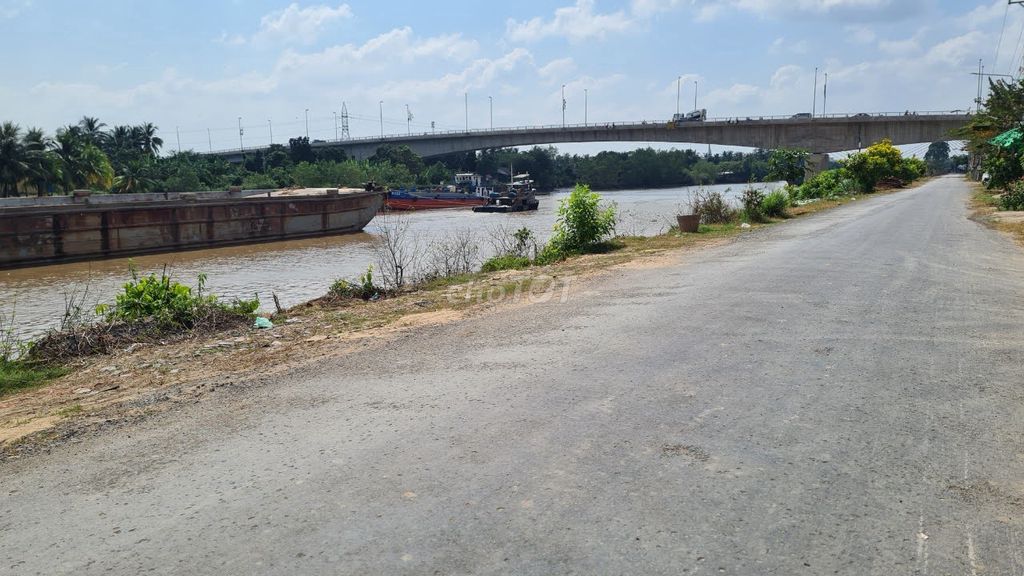 Đất nền ven sông Tân Thuận Bình 410m² giá 2.1 tỷ - Mặt tiền đường nhựa rộng rãi!