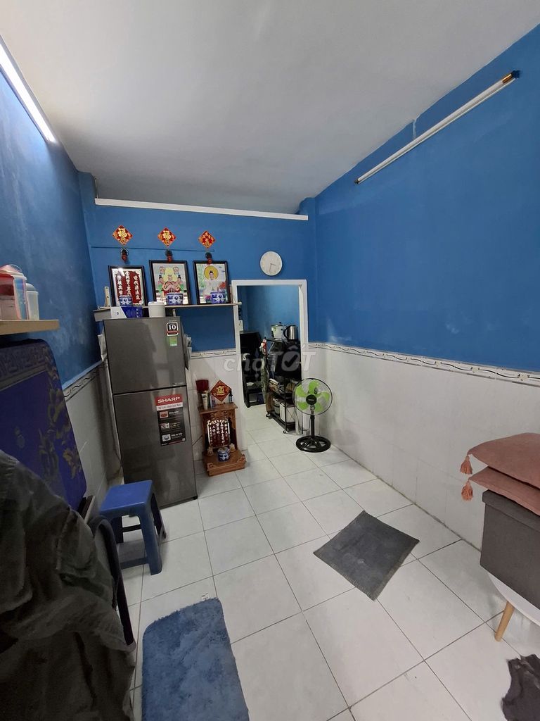 Nhà cho thuê hẻm 18m², đường Hoài Thanh, Quận 8 - Giá chỉ 5 triệu/tháng!