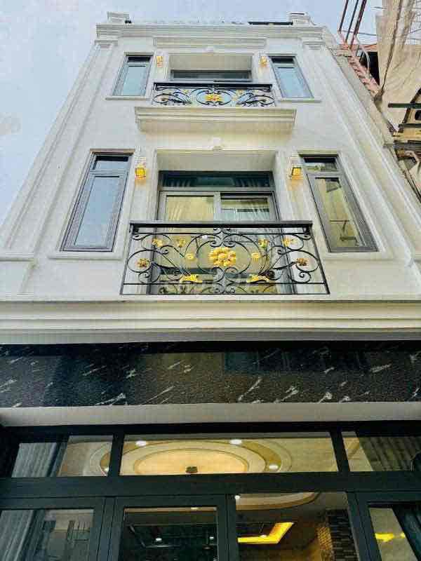 Nhà mới xây nội thất cao cấp Phan Xích Long 40m² giá 25 triệu - Phù hợp văn phòng và gia đình!