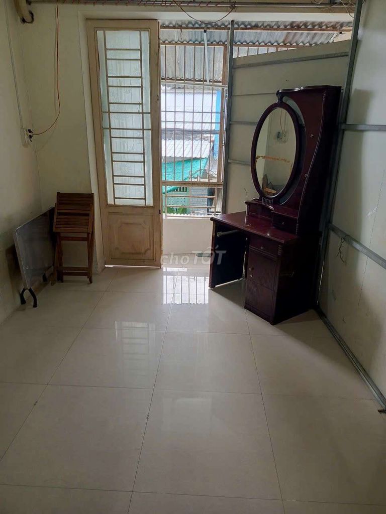 Phòng trọ Phường 8 Quận 4 12m² giá 1.6 triệu - Giờ giấc tự do, chìa khóa riêng