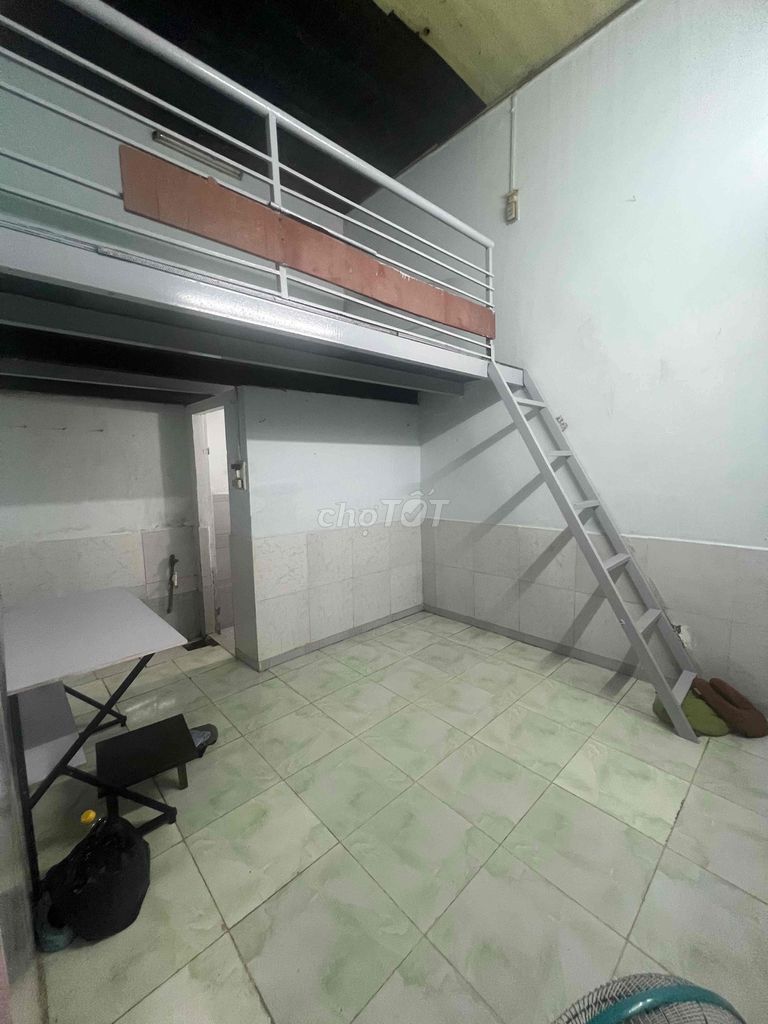 Phòng trọ 12m² Gò Vấp 2 triệu - Có gác, giờ giấc tự do!