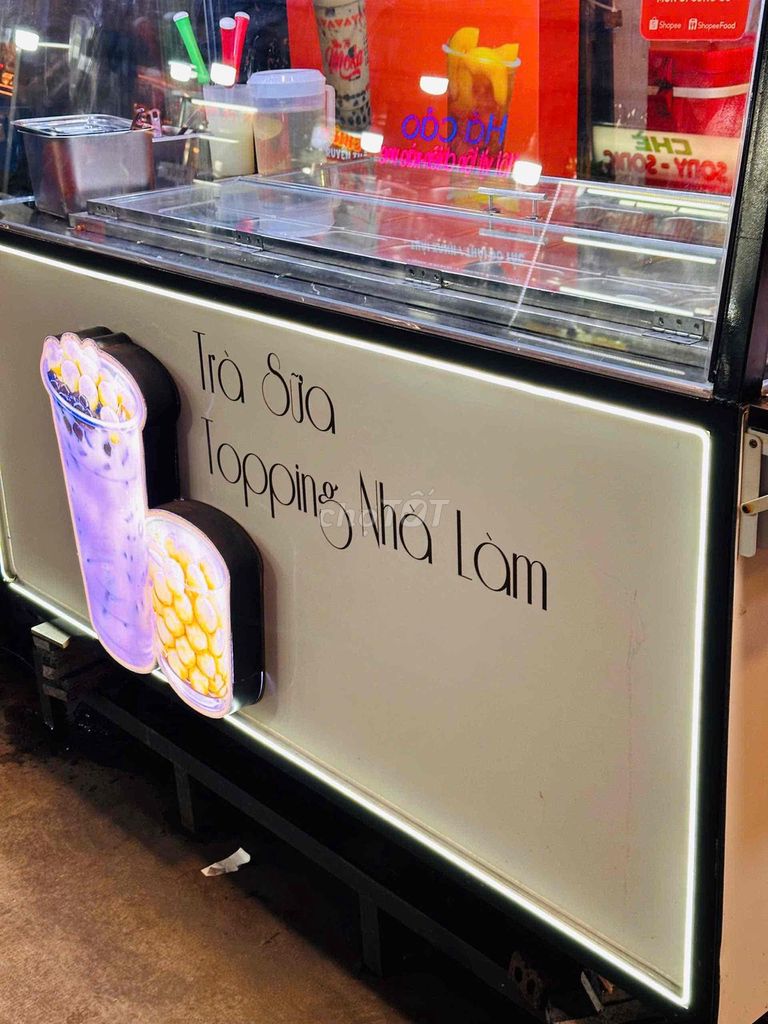 Sang Nhượng Mặt Bằng Bán Trà Sữa Đường 20 Thước Quận 4 - Cơ hội kinh doanh sinh lời!