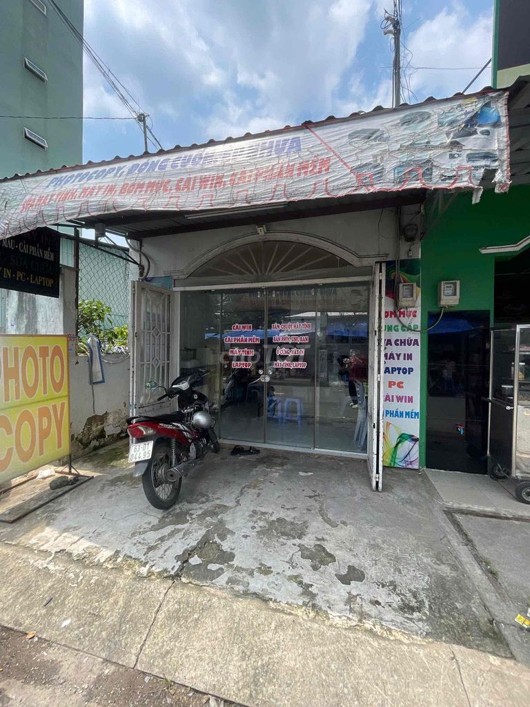 Nhà nguyên căn mặt tiền đường Tân Xuân 6 Hóc Môn 40m² giá 6 triệu - Tiện ích kinh doanh ngay!