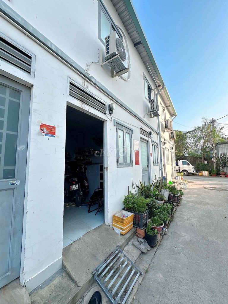 Phòng trọ nguyên căn An Phú Đông 30m² giá 2.8 triệu - Dọn vào ở ngay!