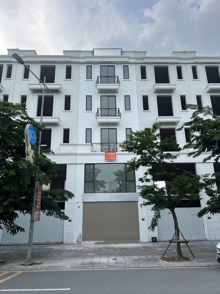 Cho thuê văn phòng LK04 đường Lý Thánh Tông - Trâu Quỳ 60m² chỉ 22 triệu