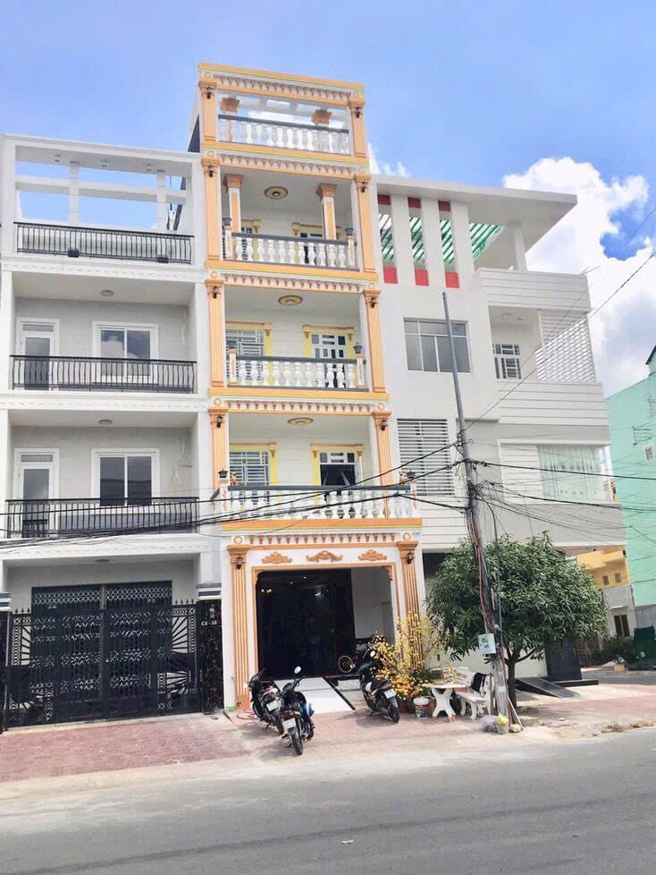 Nhà mặt tiền 3 lầu Phú Thứ, 100m² giá 3.7 tỷ - Đầu tư sinh lời ngay!