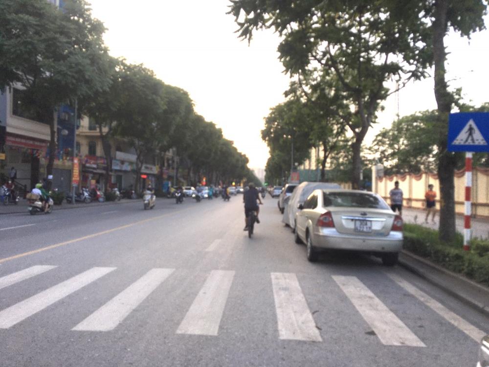 Bán nhà phố Lê Trọng Tấn, Thanh Xuân 62m² giá 20 tỷ - Thiết kế hợp lý, ô tô vào tận nơi!