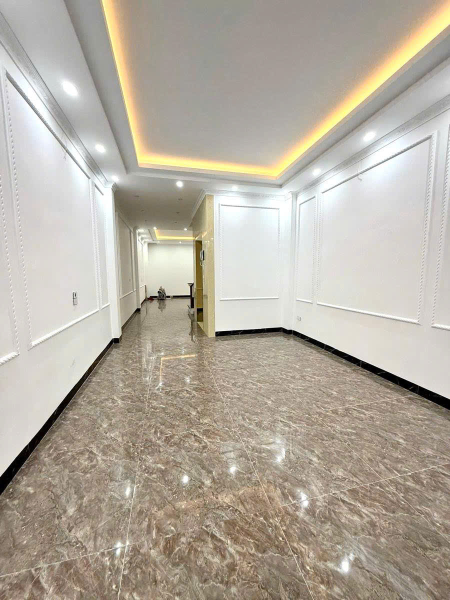 Nhà mặt phố Tây Sơn 62m² giá 45 tỷ - Kinh doanh đỉnh cao với mặt tiền 6.2m!