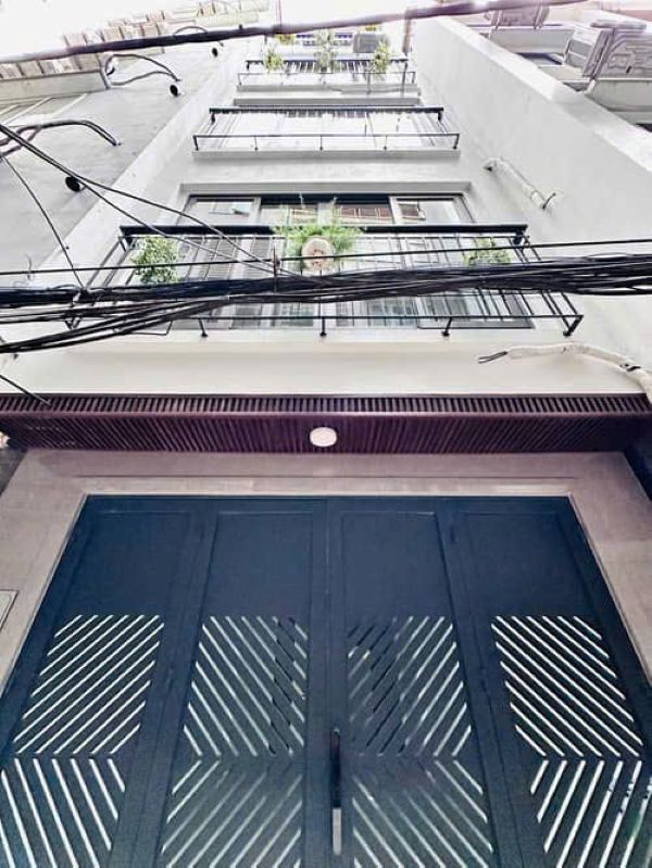 Bán CCMN Cầu Giấy 111m² - 27 phòng khép kín, doanh thu 170 triệu/tháng - Giá chỉ 36.8 tỷ!